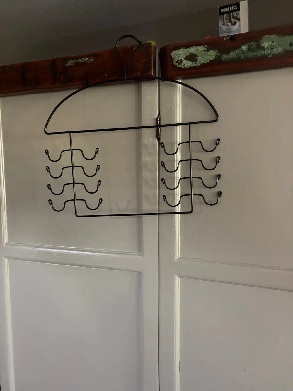 Black Metal Wall Jewelry Organizer Hanger
